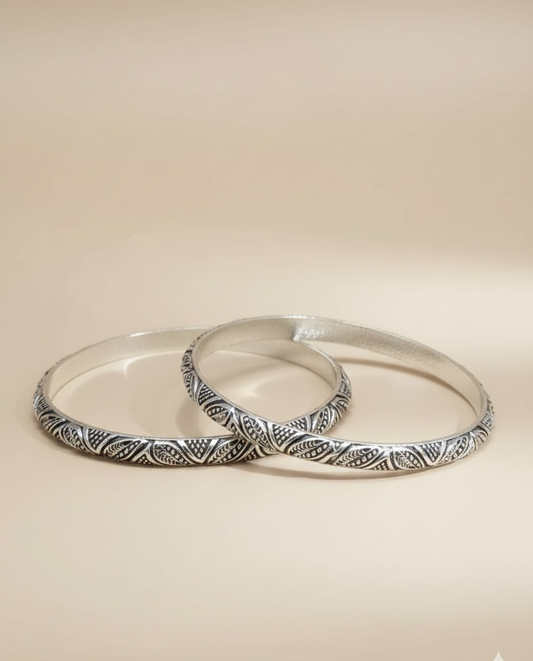 Elegant Traditional Bangles for Women