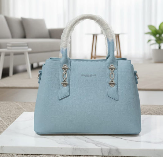 Elegant Black Leather Handbag – Timeless Luxury for Every Occasion