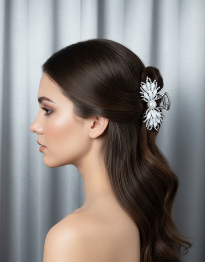 Elegant Fashion Hair Clip for Girls & Women – Stylish Everyday & Party Wear Accessory